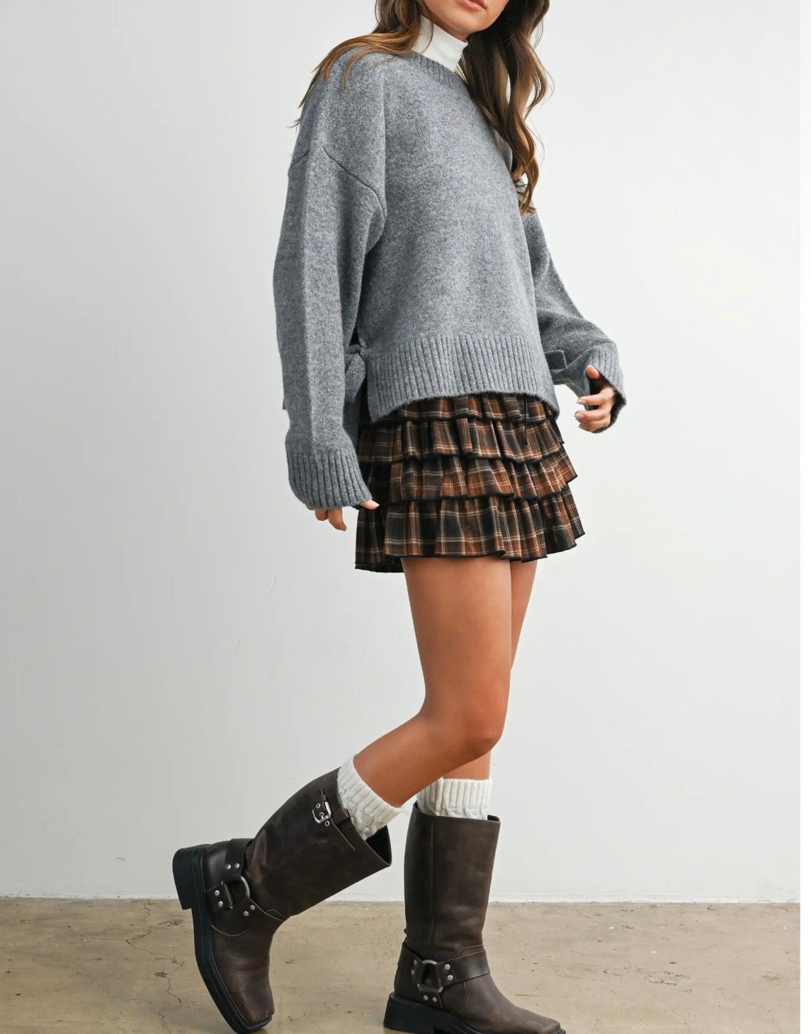 Split hem grey sweater
