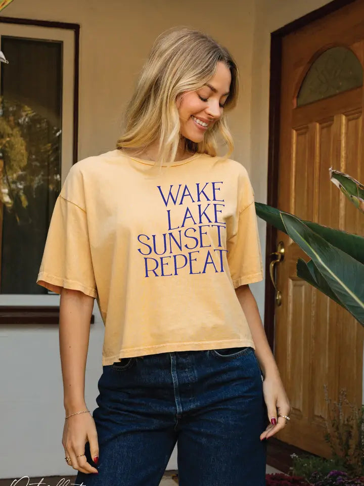 Wake Lake Sunset Repeat Cropped Mineral Graphic Top