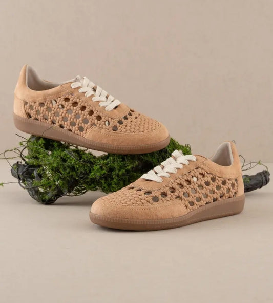 The Sandy Shoe
