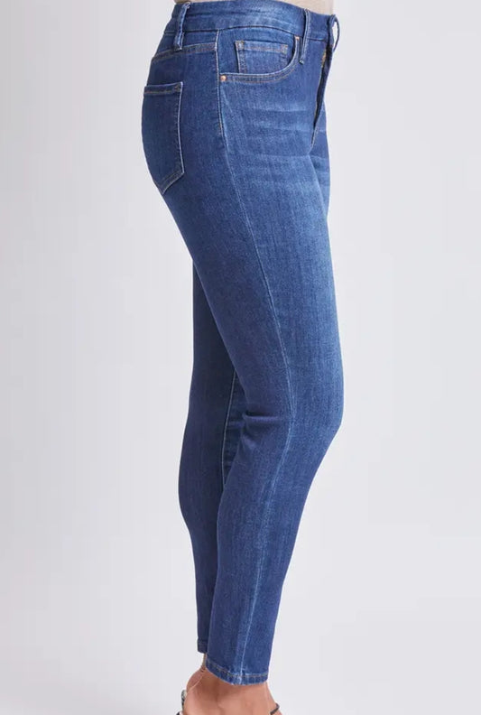 Missy Curvy High Rise Skinny Jean!