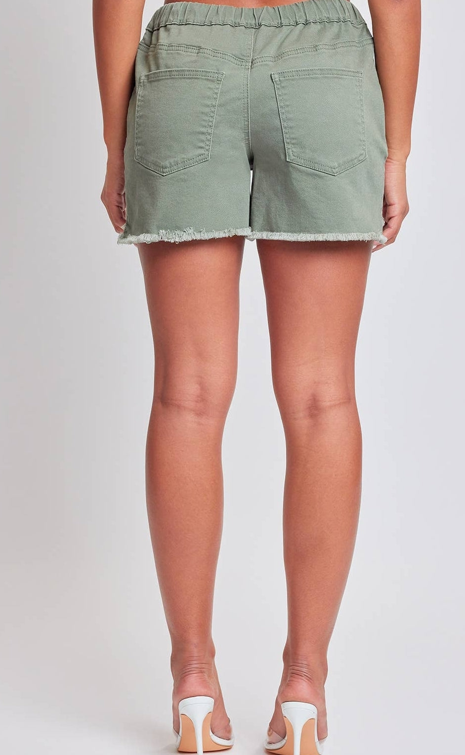Frayed Hem Pull On Shorts!