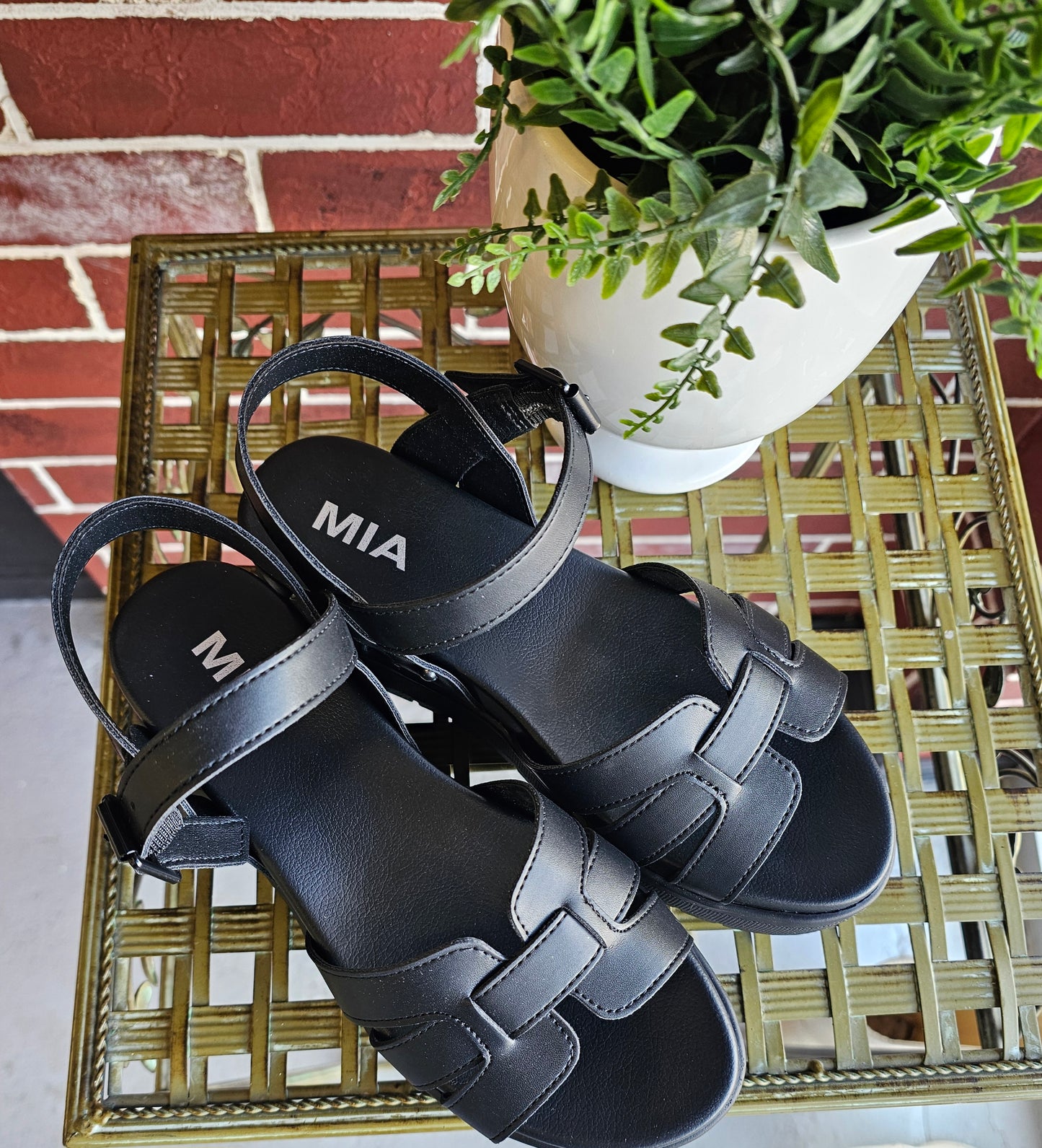 Kennedi sandal