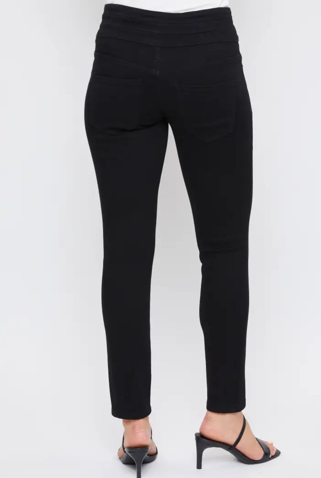 Missy Fashion First Mid-Rise 3-Button Skinny Jean