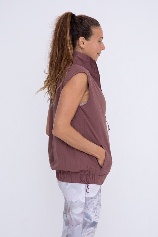 Oversized Bungee Active Vest
