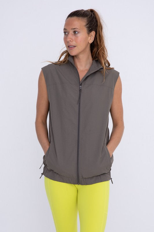 Oversized Bungee Active Vest