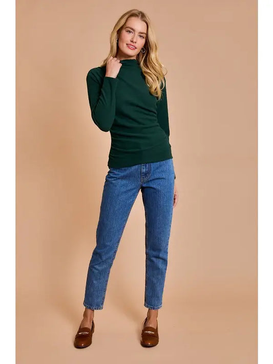 The Evergreen Essential Top