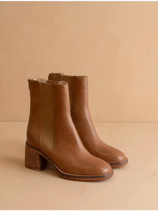 The Olivia | Caramel Chelsea Heel Boots