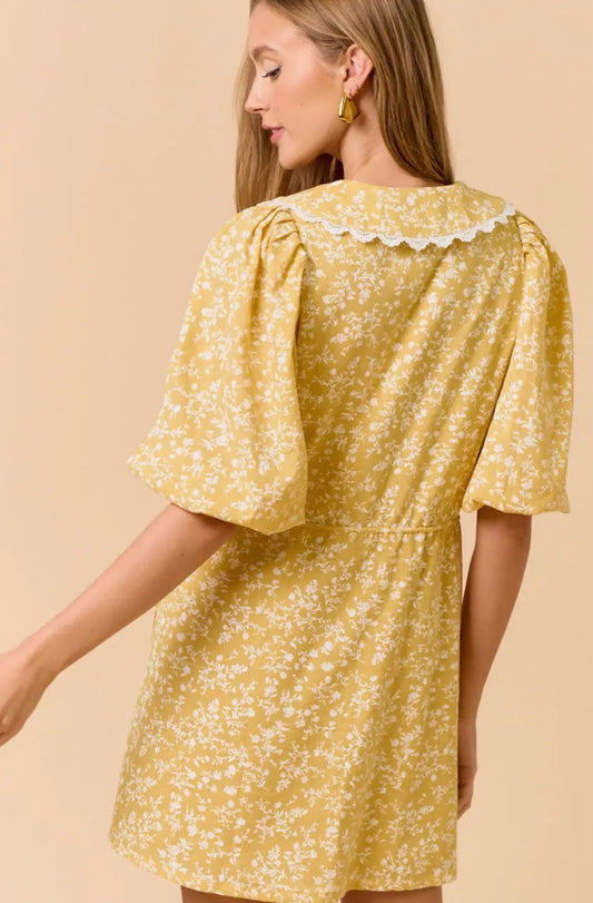 Floral puff sleeve dress