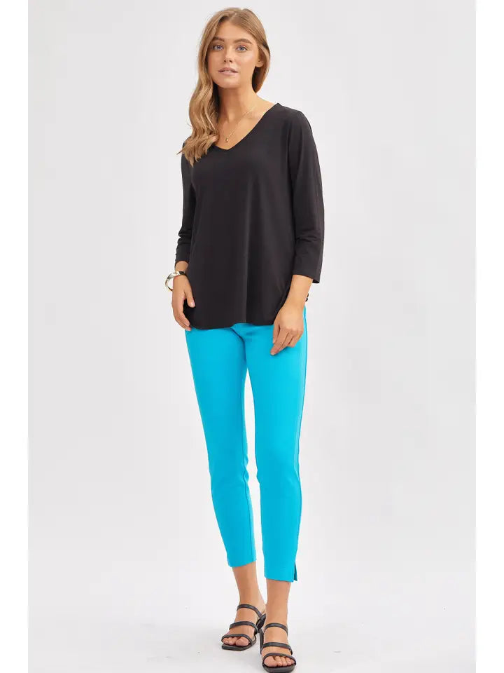 Classic Wrinkle-Free V-Neck Top Sd-Vneck