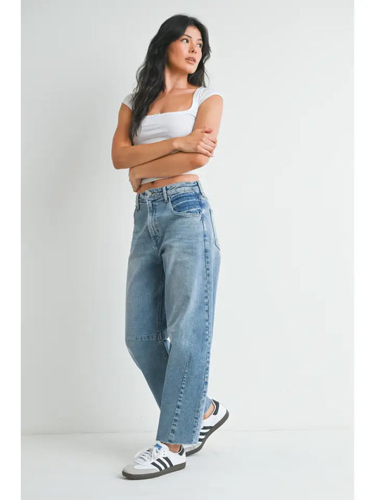 BP473J - Lt - Barrel Jean w/ Seams