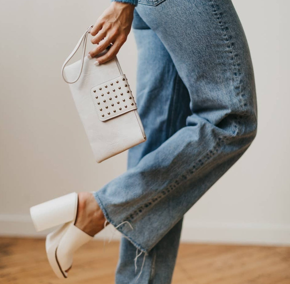Rivera Maya Rivet Clutch