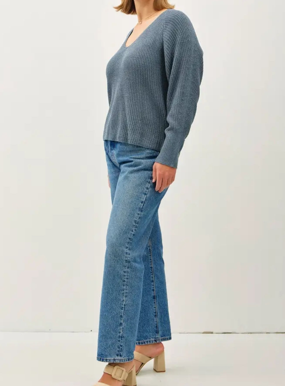 Curvy Wide V-Neck Long Raglan Sweater