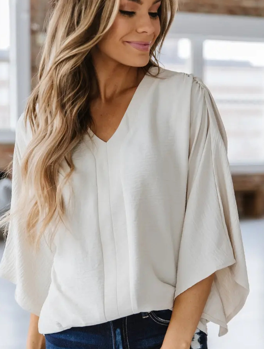 Cara Flutter Sleeve