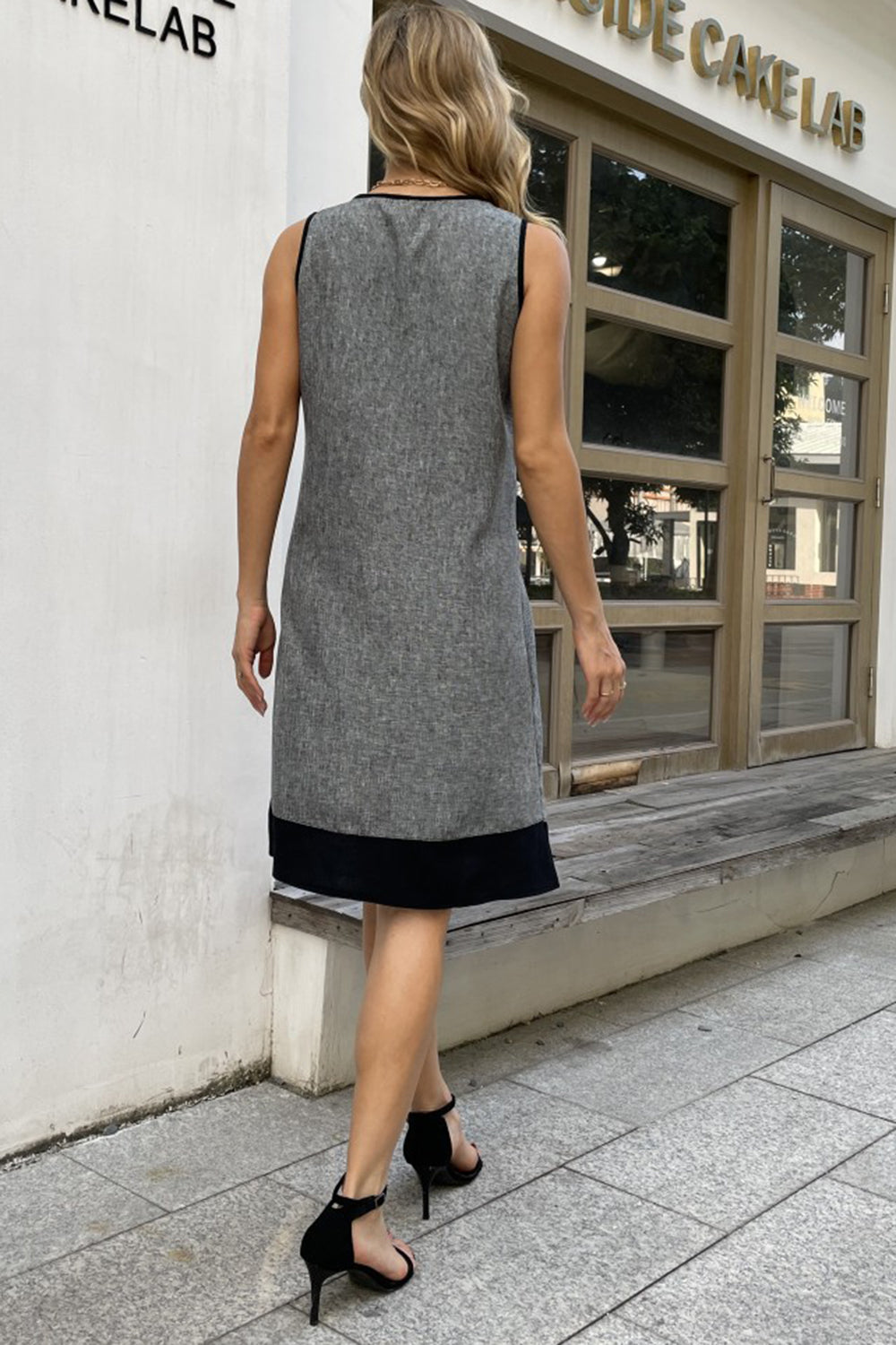 Pre-Order Contrast Trim Round Neck Dress