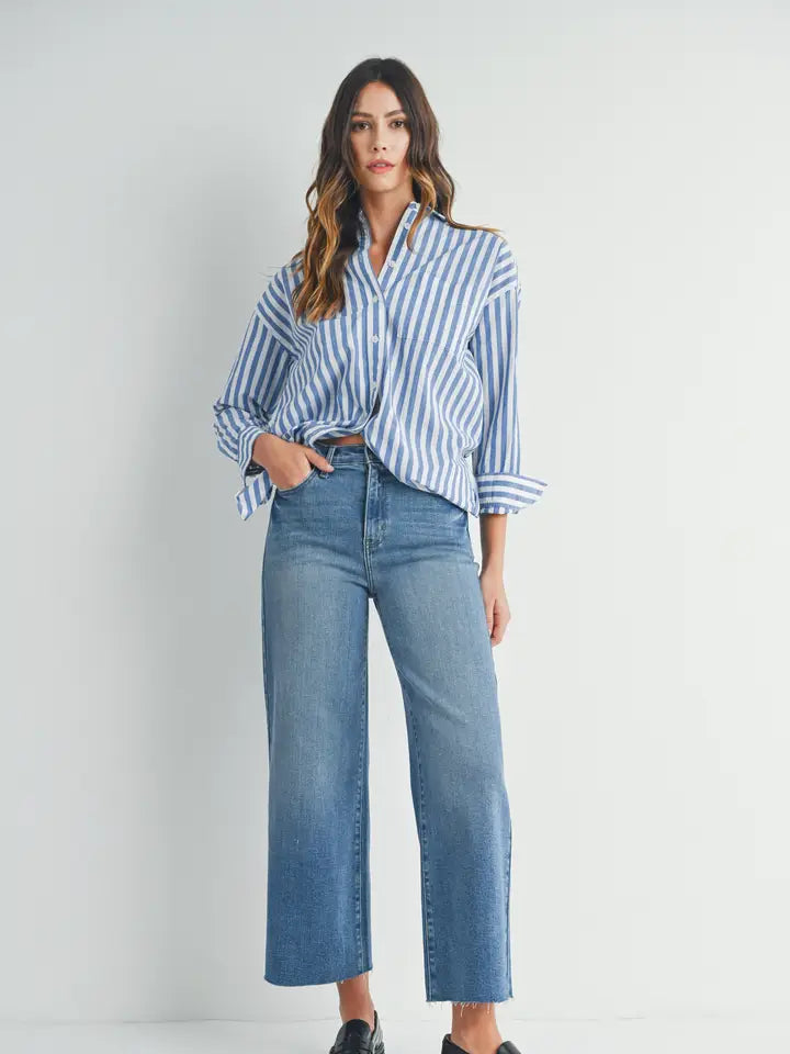 Med - Scissor Cut Wide Leg