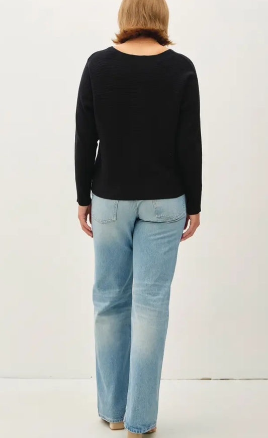 Curvy Boat Neck Dolman Sleeve Pullover