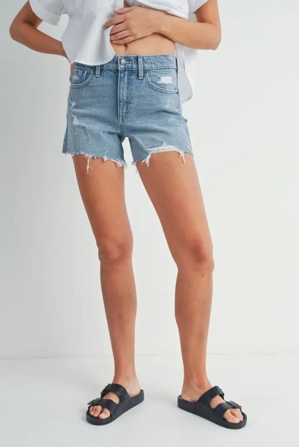 Slight Stretch Distressed Short