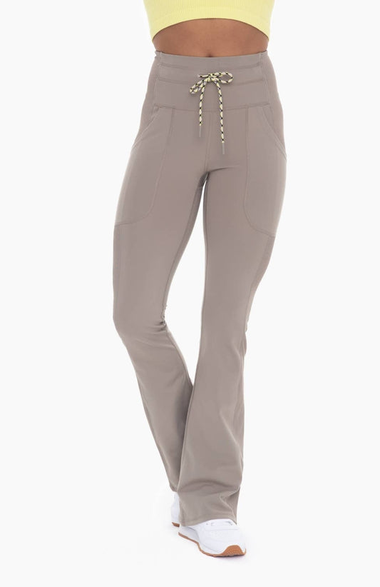 Green - Drawstring Waist Flared Hiking Leggings