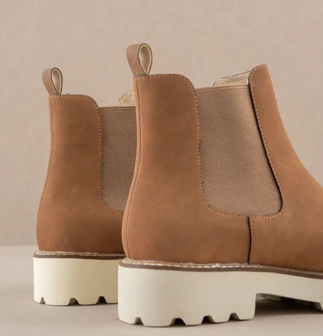 The Gianna Brown | Chunky Sole Chelsea Boot