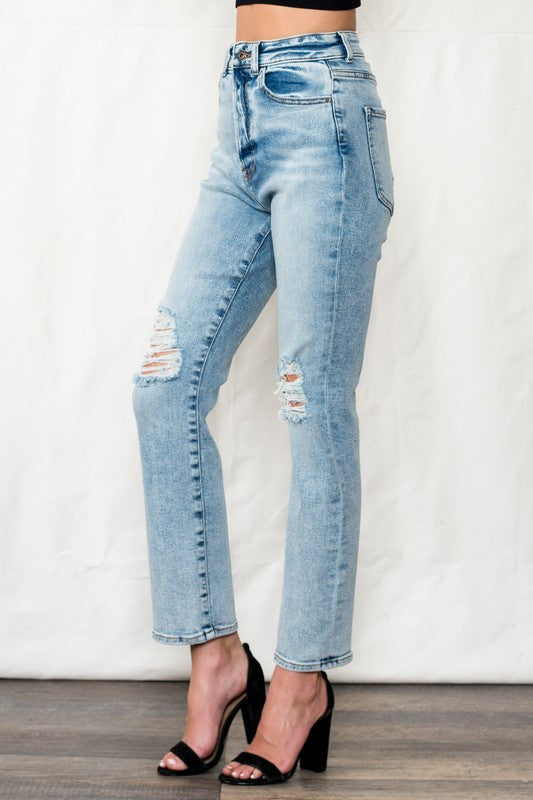 SP High Rise 90's Style Relaxed Jean!