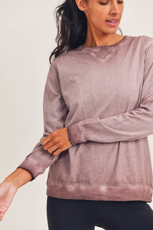 Dirty-Wash Essential Pullover !