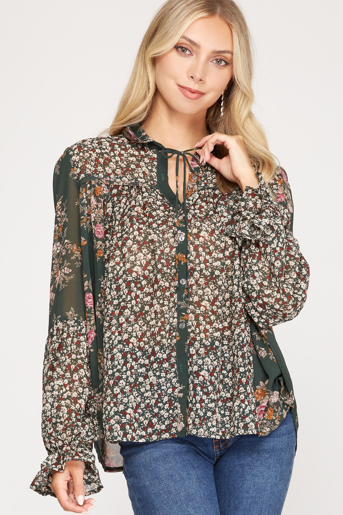 Long Sleeve Woven Floral Top!