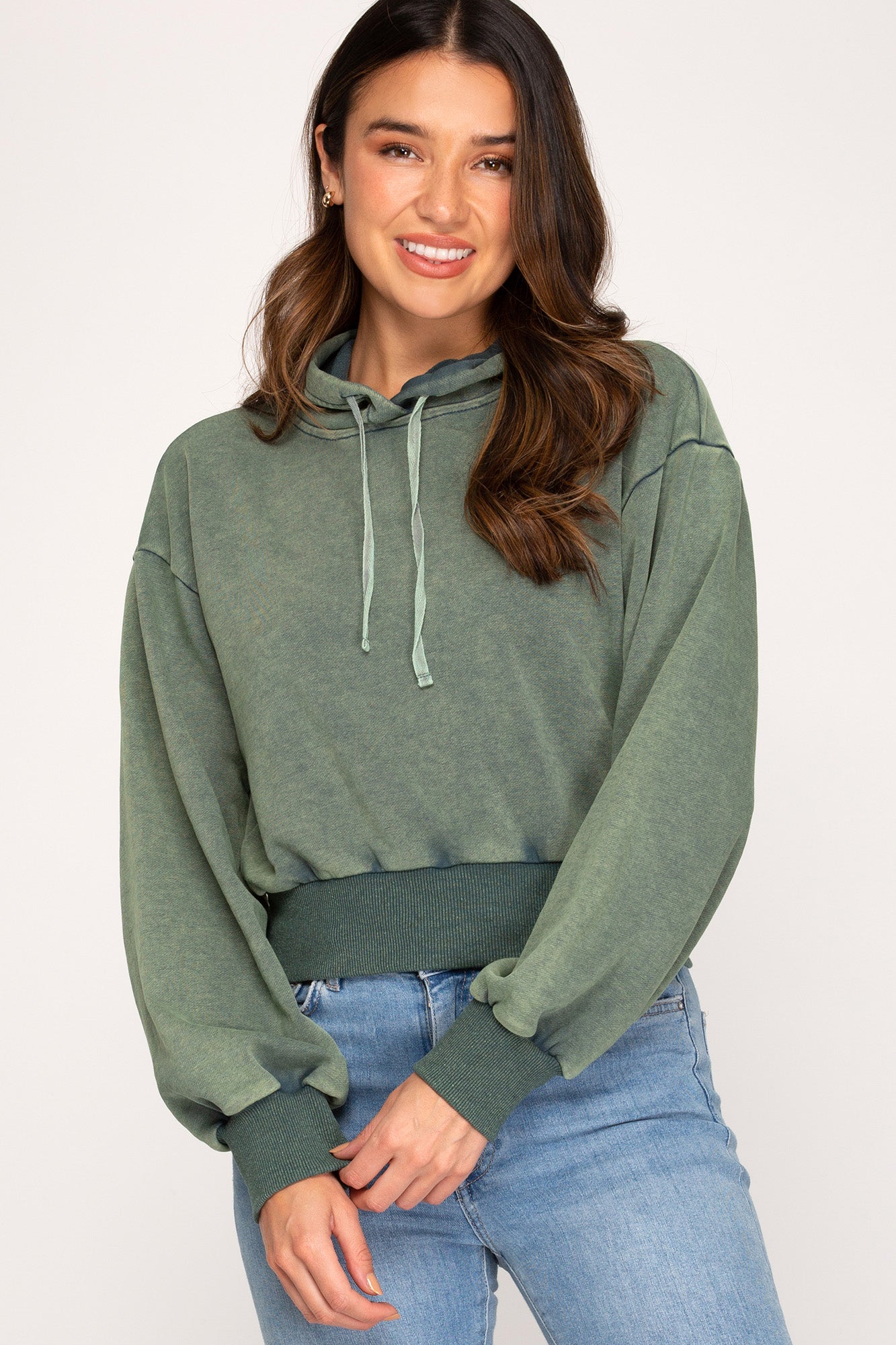 Long Sleeve Cropped Pullover!