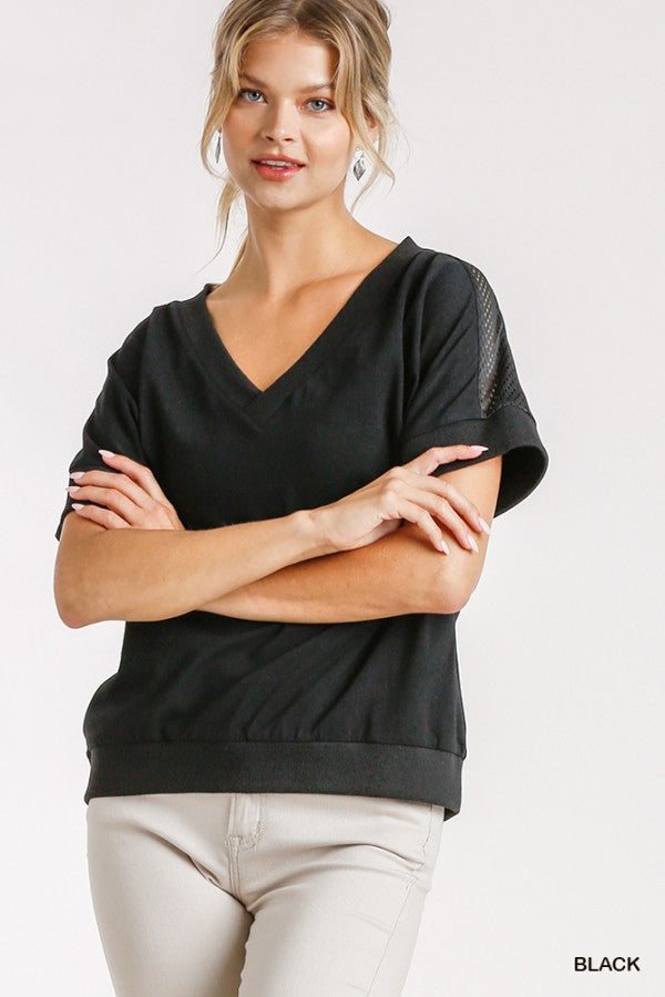 Athletic Mesh V-Neck Short Sleeve Top with Ribbed Hem!